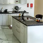 Amazing Luxury Maisonette With Back Patio And Free Parking * Marsaskala