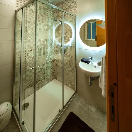 Amazing Luxury Maisonette With Back Patio 公寓 马尔萨斯卡拉