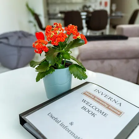 Apartment Amazing Luxury Maisonette With Back Patio *