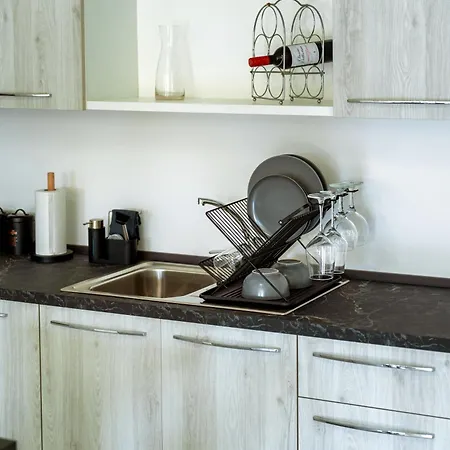 아파트 Amazing Luxury Maisonette With Back Patio And Free Parking