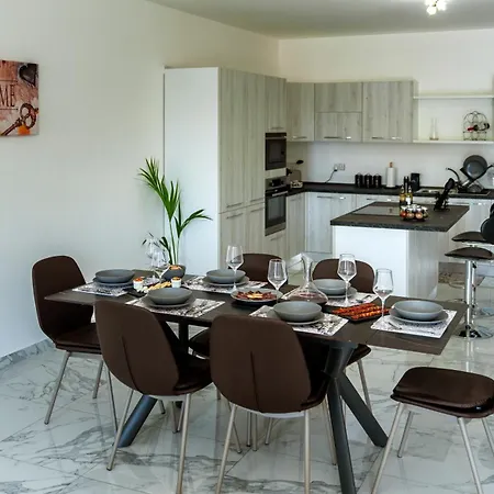 公寓 Amazing Luxury Maisonette With Back Patio