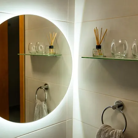 Amazing Luxury Maisonette With Back Patio 公寓 马尔萨斯卡拉